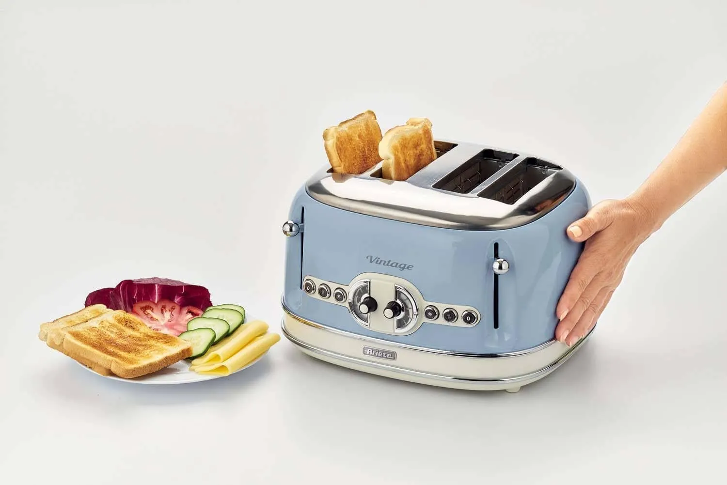 Ariete Toaster 4 Slice1600Watts, Functions Delete, Defrost, Heating6 Toasting Levels,Blue