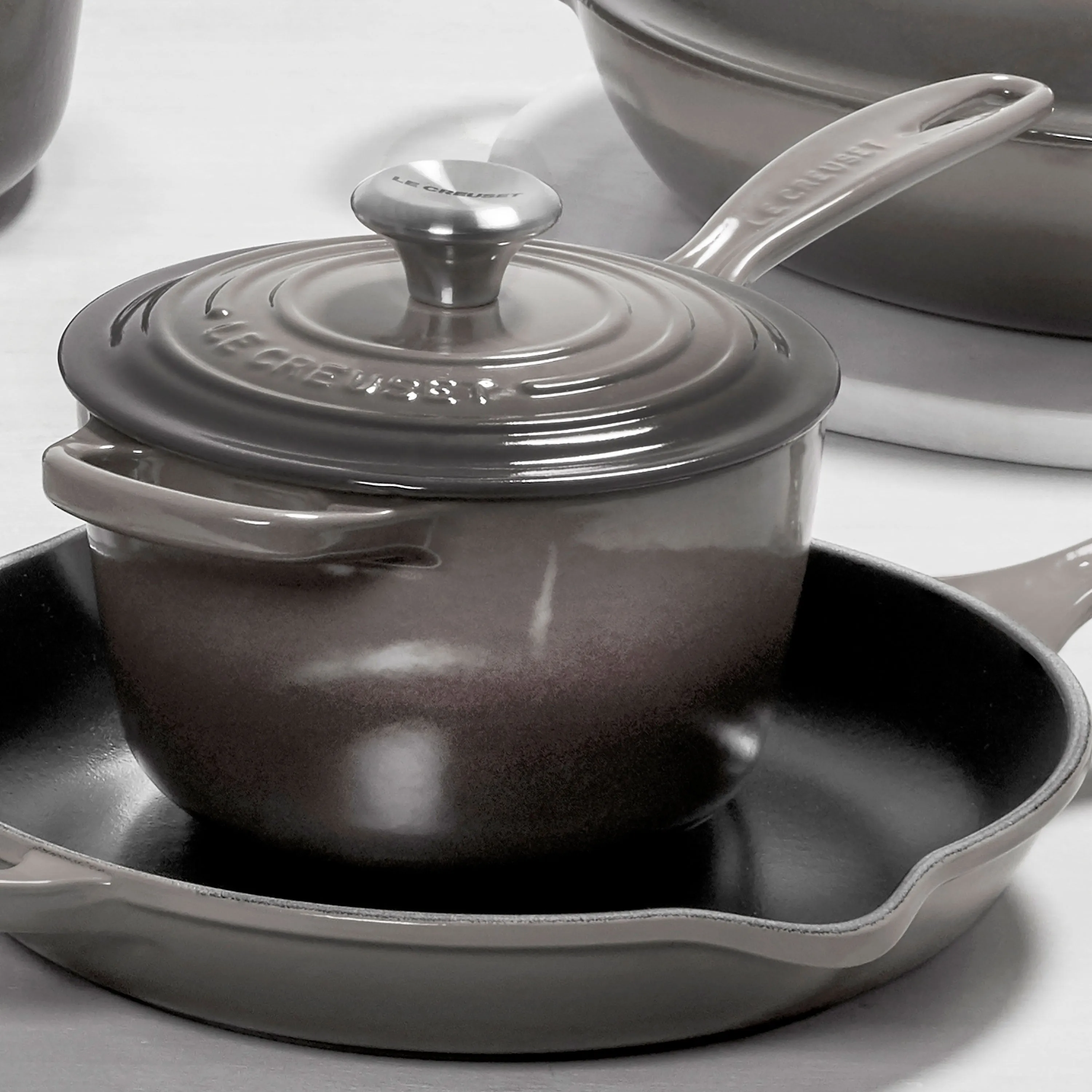 Le Creuset Signature Cast Iron 2.25-quart Oyster Saucepan