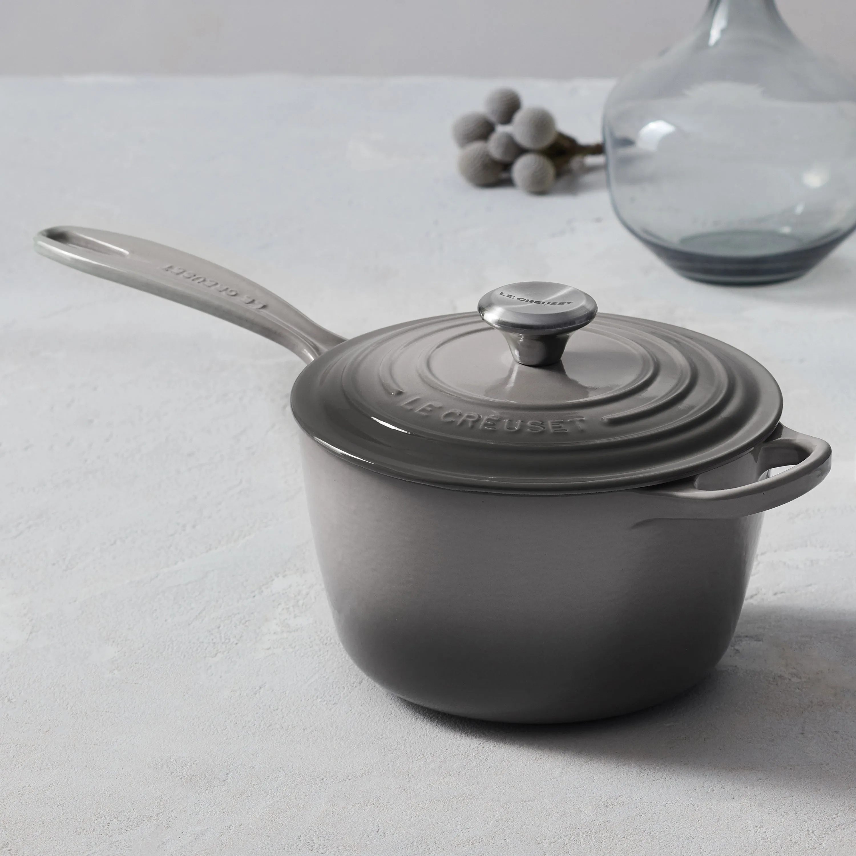 Le Creuset Signature Cast Iron 2.25-quart Oyster Saucepan