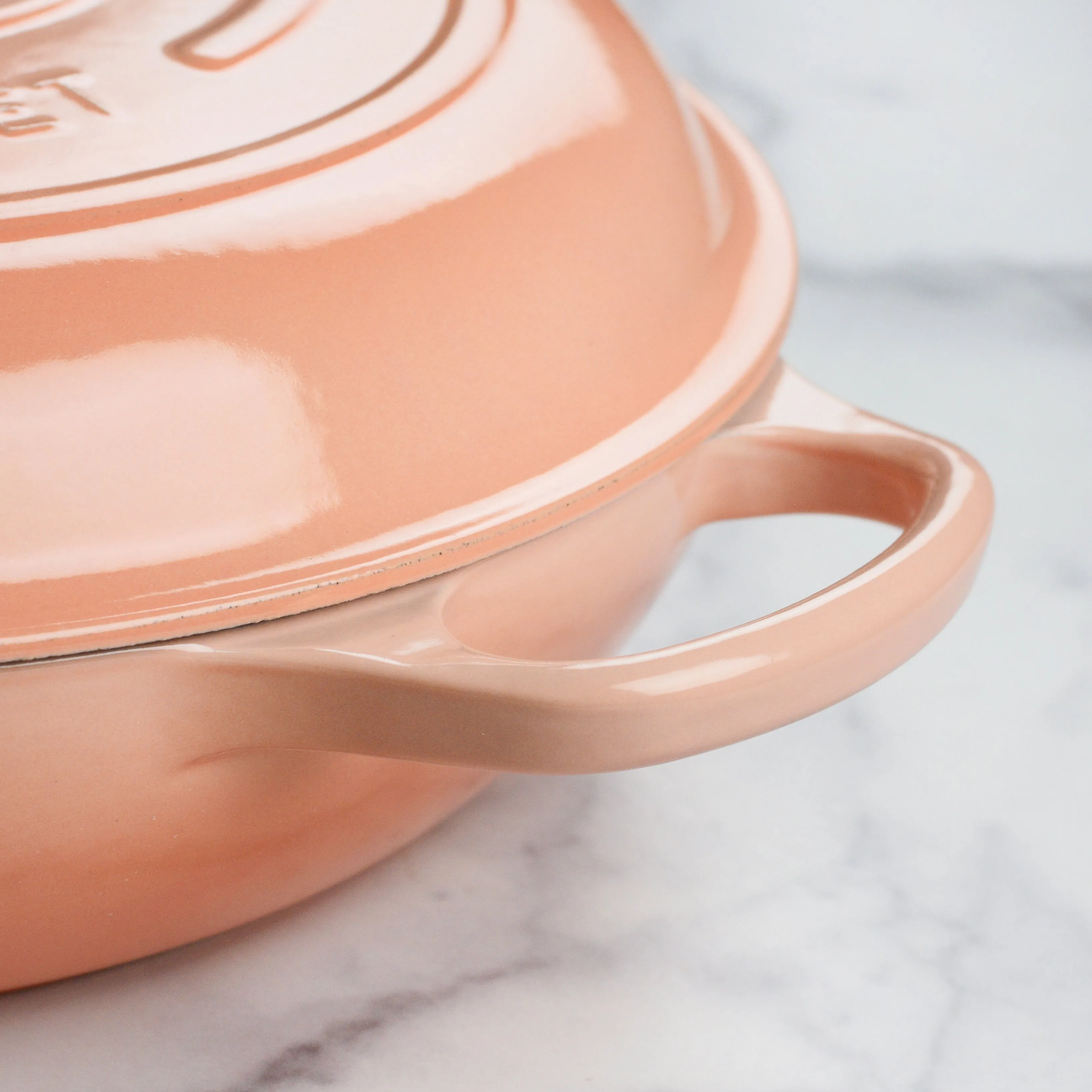 Le Creuset Signature Cast Iron 5-quart Peche Braiser