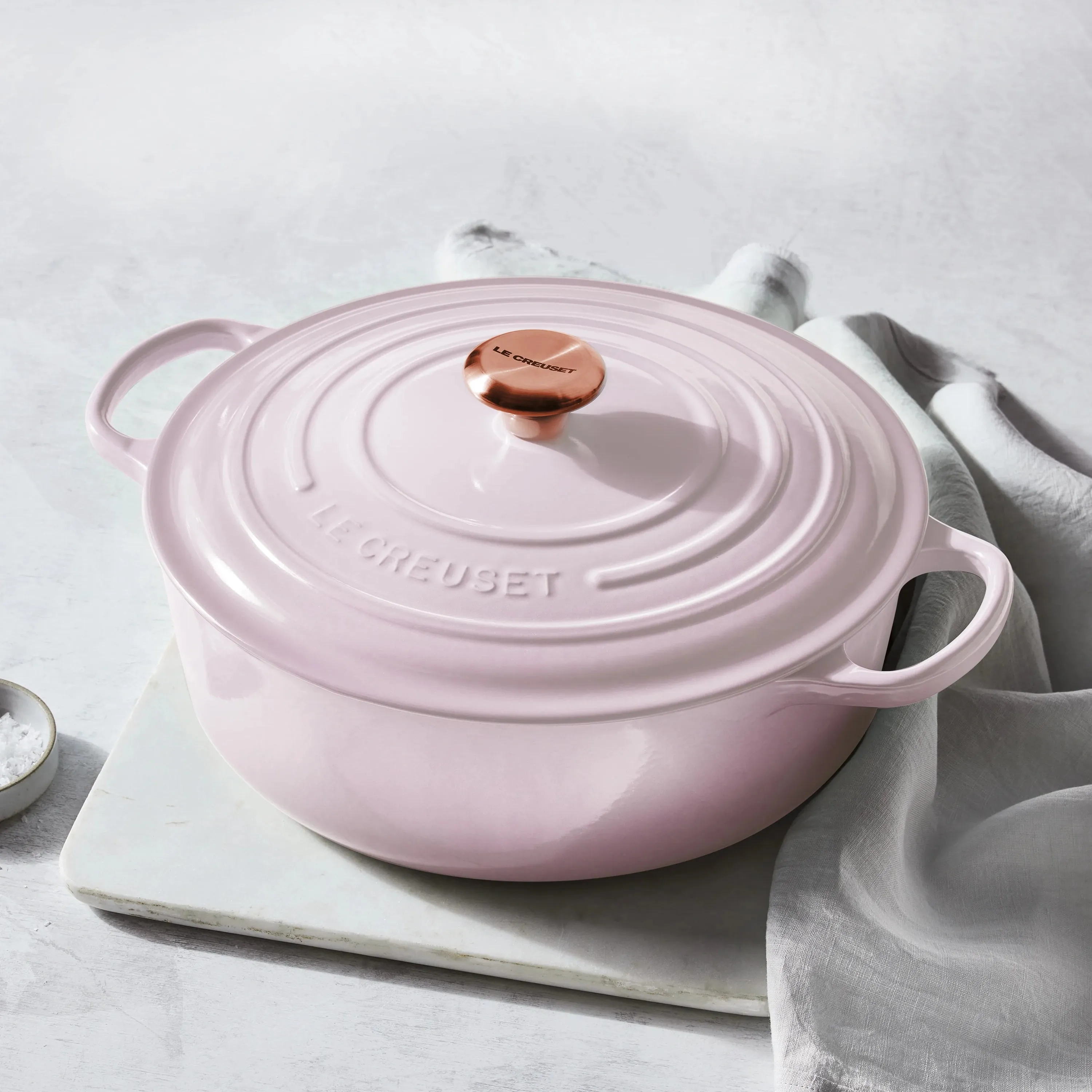 Le Creuset Signature Cast Iron 6.75-quart Shallot Round Wide Dutch Oven with Copper Knob